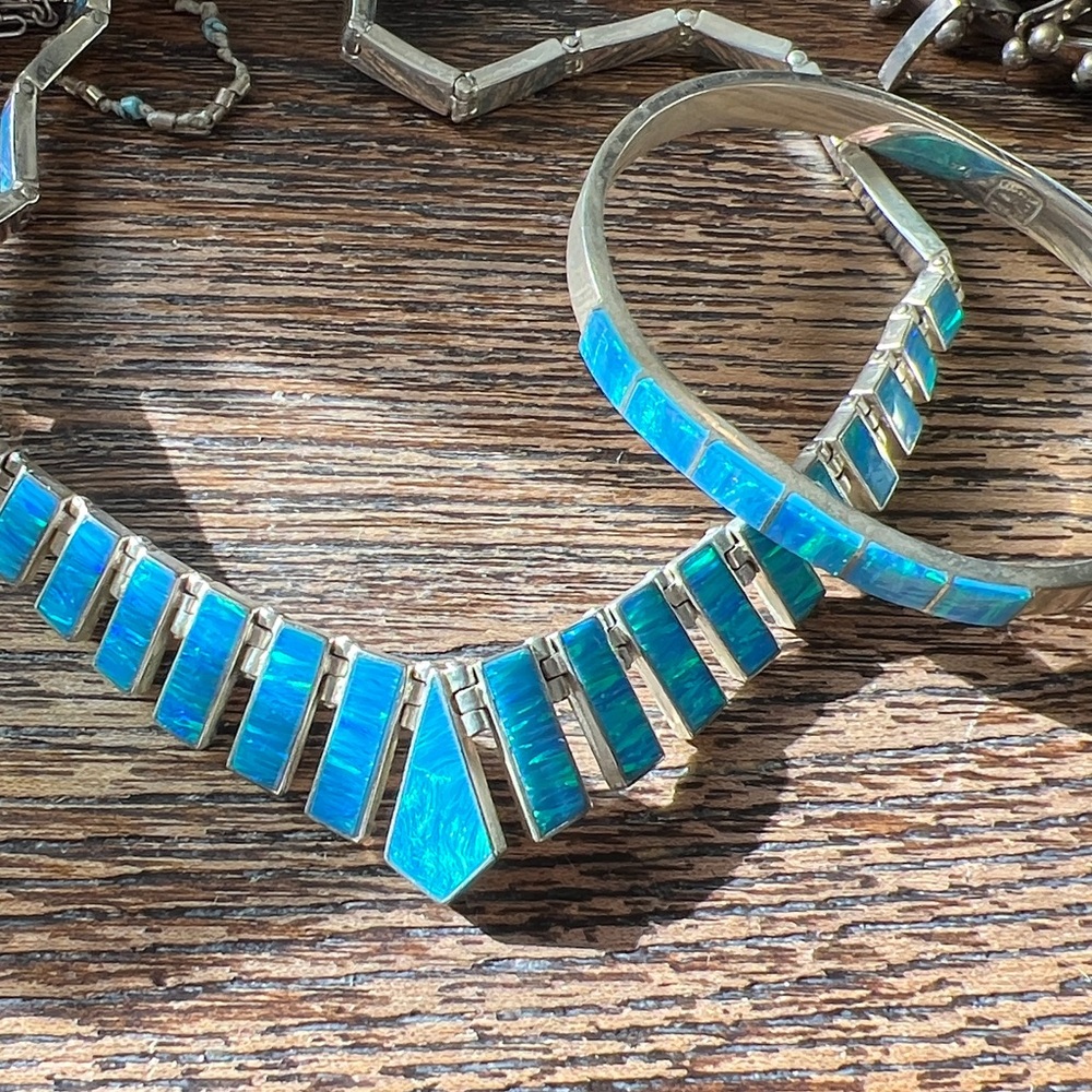 Vintage Mexico Blue Opal collar necklace & 925 blue opal hinged bracelet